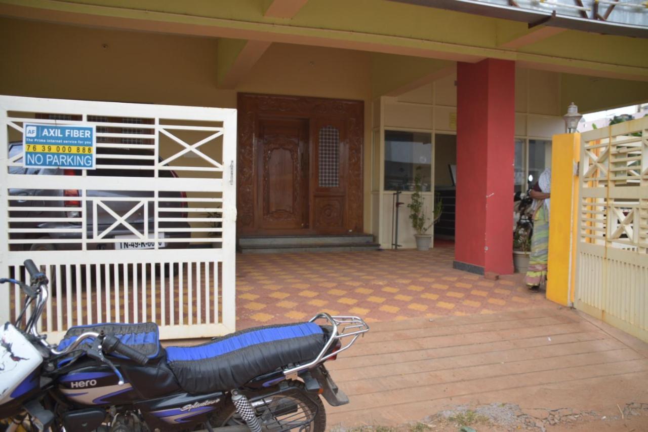 Sumi Palace Annexure Apartment Vallam  Exterior photo